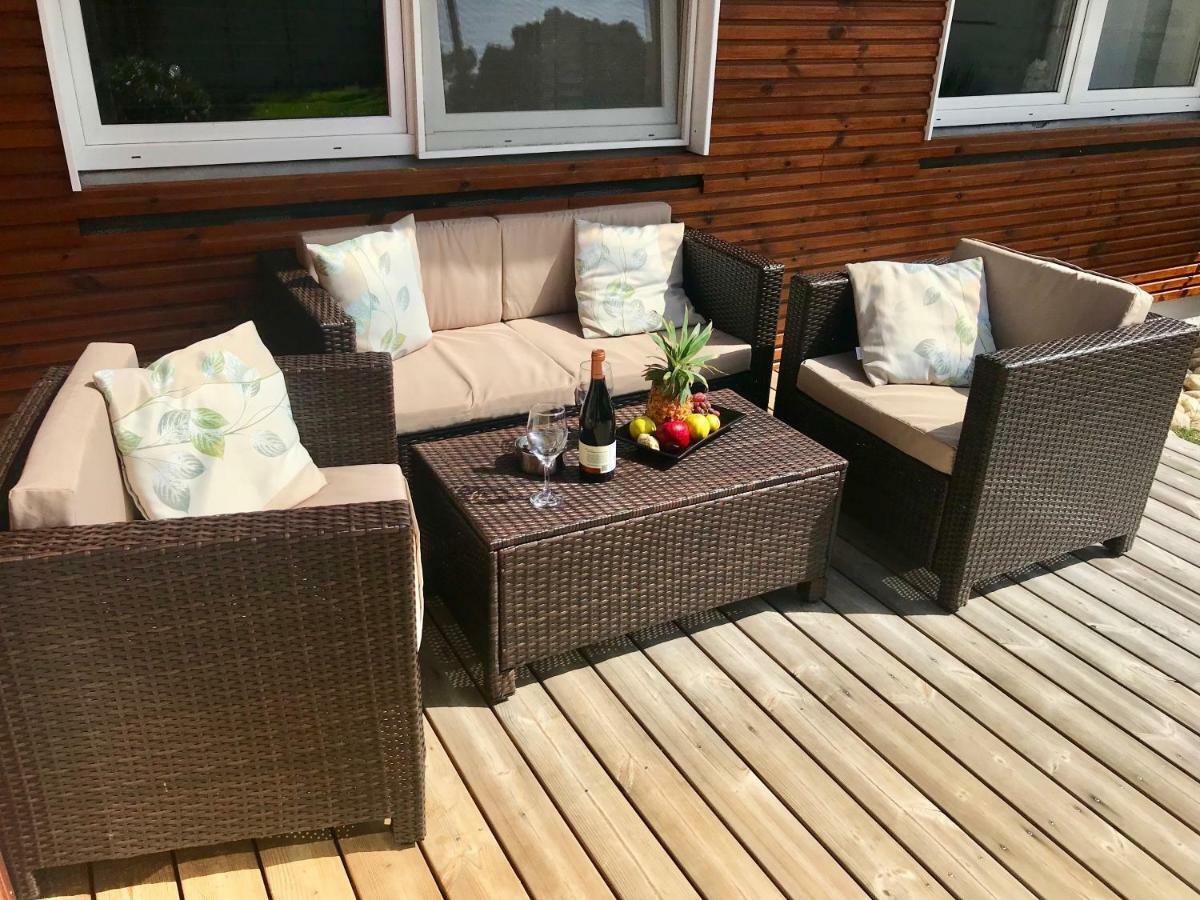 African In Table View